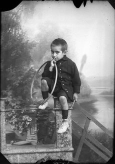 O fotógrafo Carlos Adriano com 6 anos